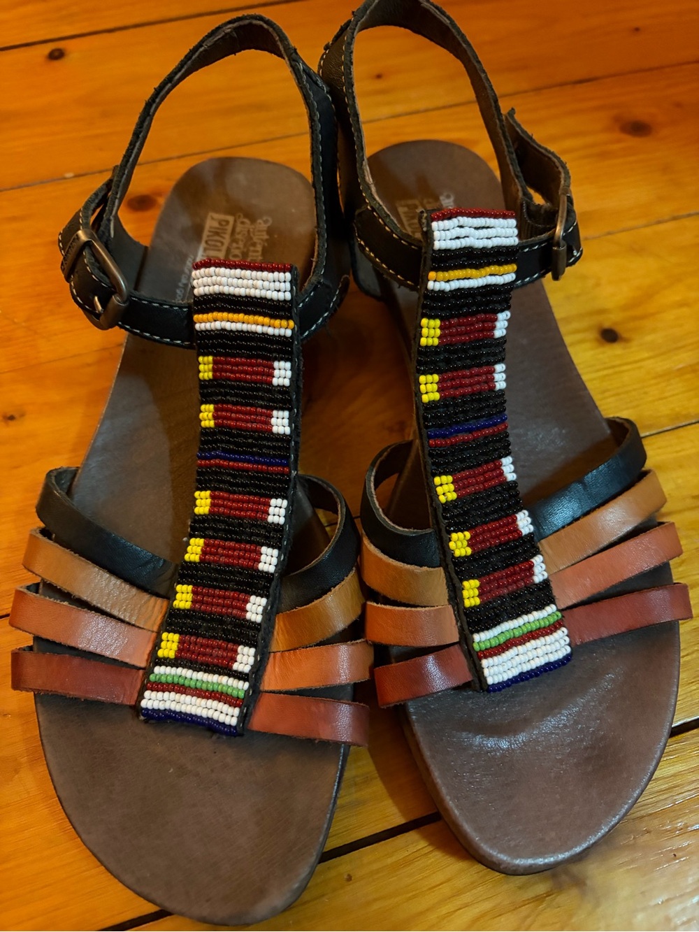 PIKOLINOS Maasai collection Beaded Leather Sandals - Multicolor